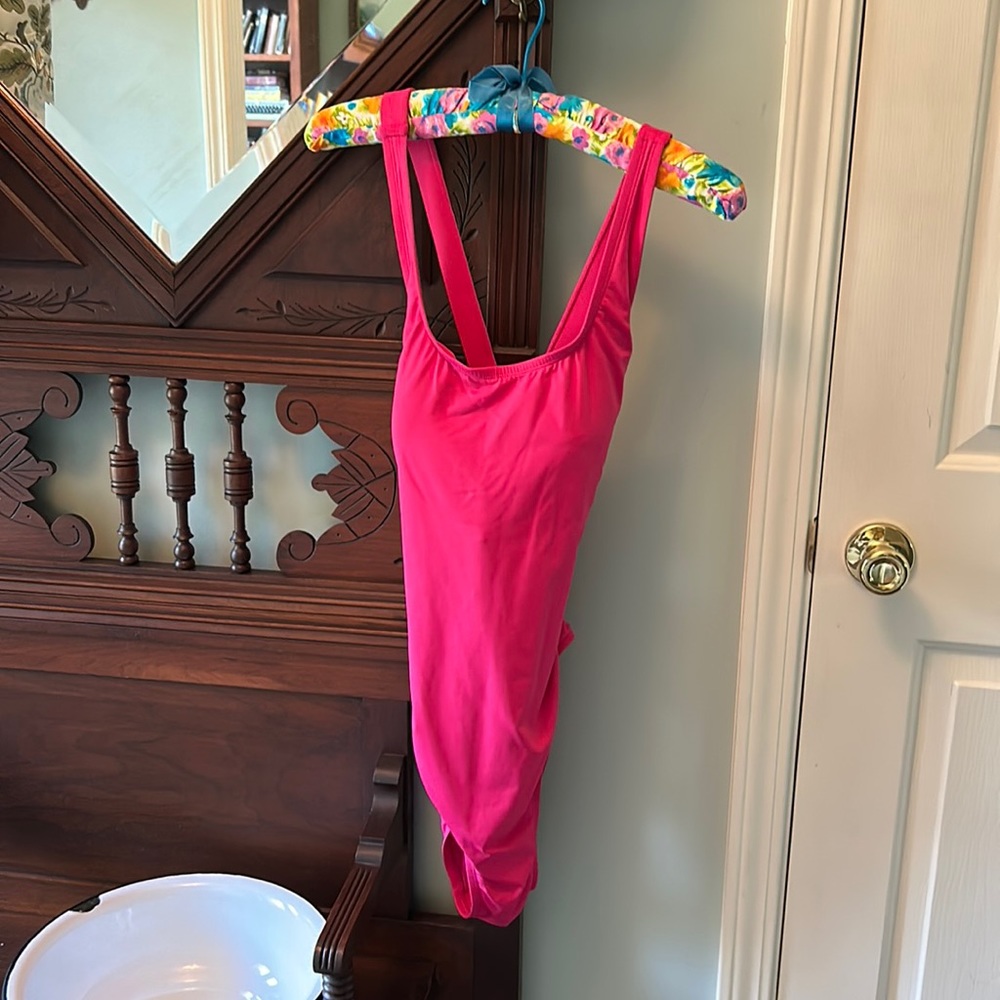 Andie Swim bright pink one piece cross back bathing suit swimsuit size XXL Tulum
